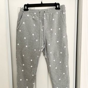 Star printed joggers!
